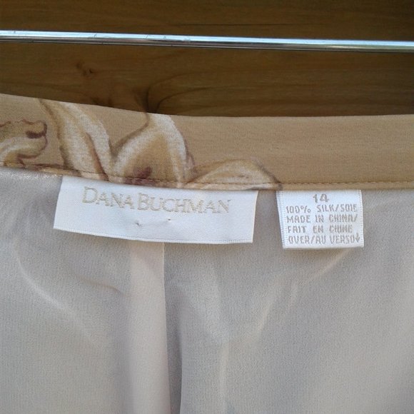 Maxi floral button down 100% silk skirt - Picture 8 of 11